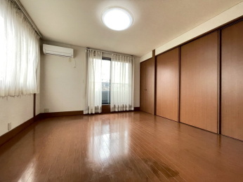 �V�����V���s�����擌�o�����̒��È�ˌ��Ă̗m��