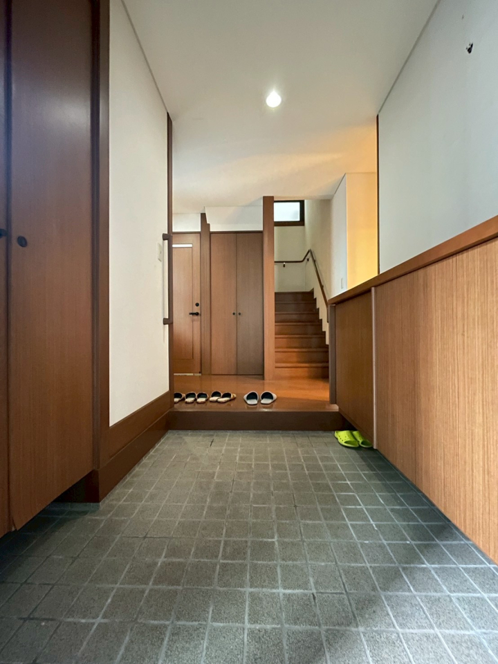 �V�����V���s�����擌�o�����̒��È�ˌ��Ă̌���