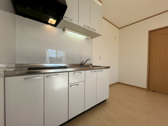 �V�����V���s����L�y3���ڂ̒��È�ˌ��ẴL�b�`��