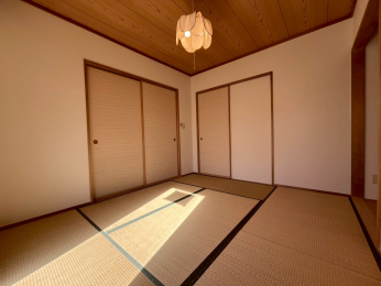 �V�����V���s����L�y3���ڂ̒��È�ˌ��Ẵ��r���O�ȊO�̋���