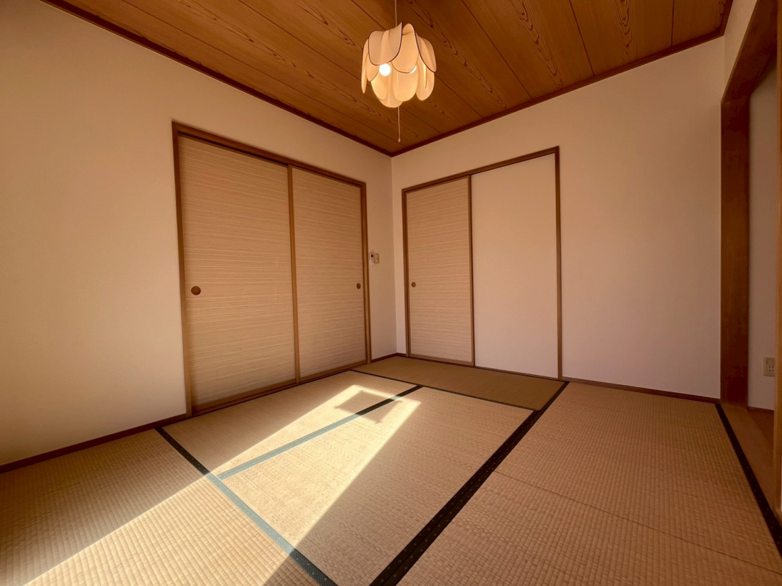 �V�����V���s����L�y3���ڂ̒��È�ˌ��Ẵ��r���O�ȊO�̋���