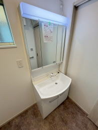 �V�����V���s��掵���̒��È�ˌ��Ẳ摜