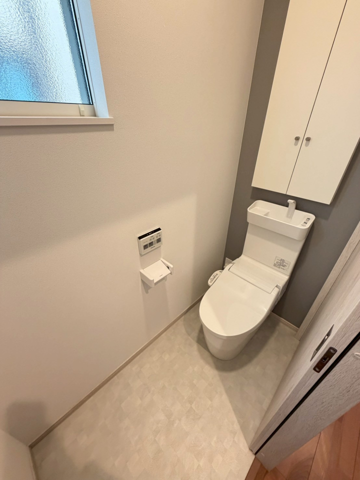 �V�����V���s��掵���̒��È�ˌ��Ẳ摜