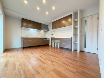 �V�����V���s��掵���̒��È�ˌ��Ẳ摜