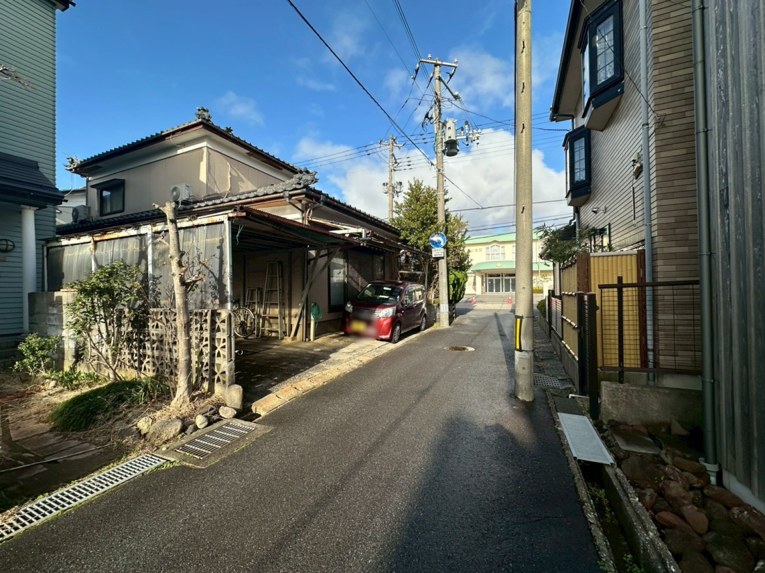 �V�����V���s������x�V����1���ڂ̓y�n�̌��n�y�n�ʐ^