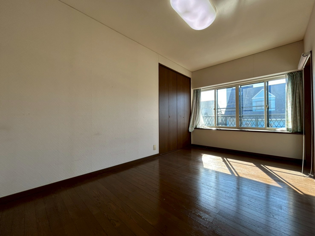 VVsk{5ڂ̒ÈˌẴrOȊŐ