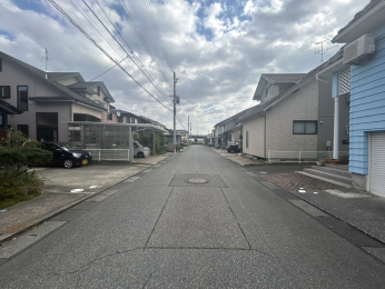 VVsk{5ڂ̒ÈˌĂ̑OʓH܂ތnʐ^