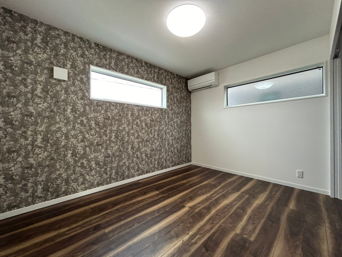 �V�����V���s���斖�L���̒��È�ˌ��Ẳ摜