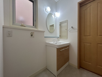 �V�����V���s����V���l1���ڂ̒��È�ˌ��Ẳ摜