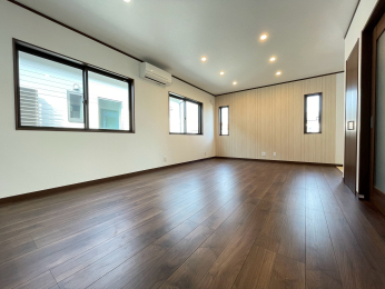 �V�����V���s����V�ΎR5���ڂ̐V�z��ˌ��Ẳ摜