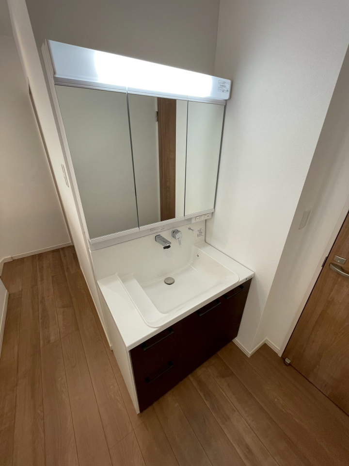 VVsD]2ڂ̐VzˌẲ摜