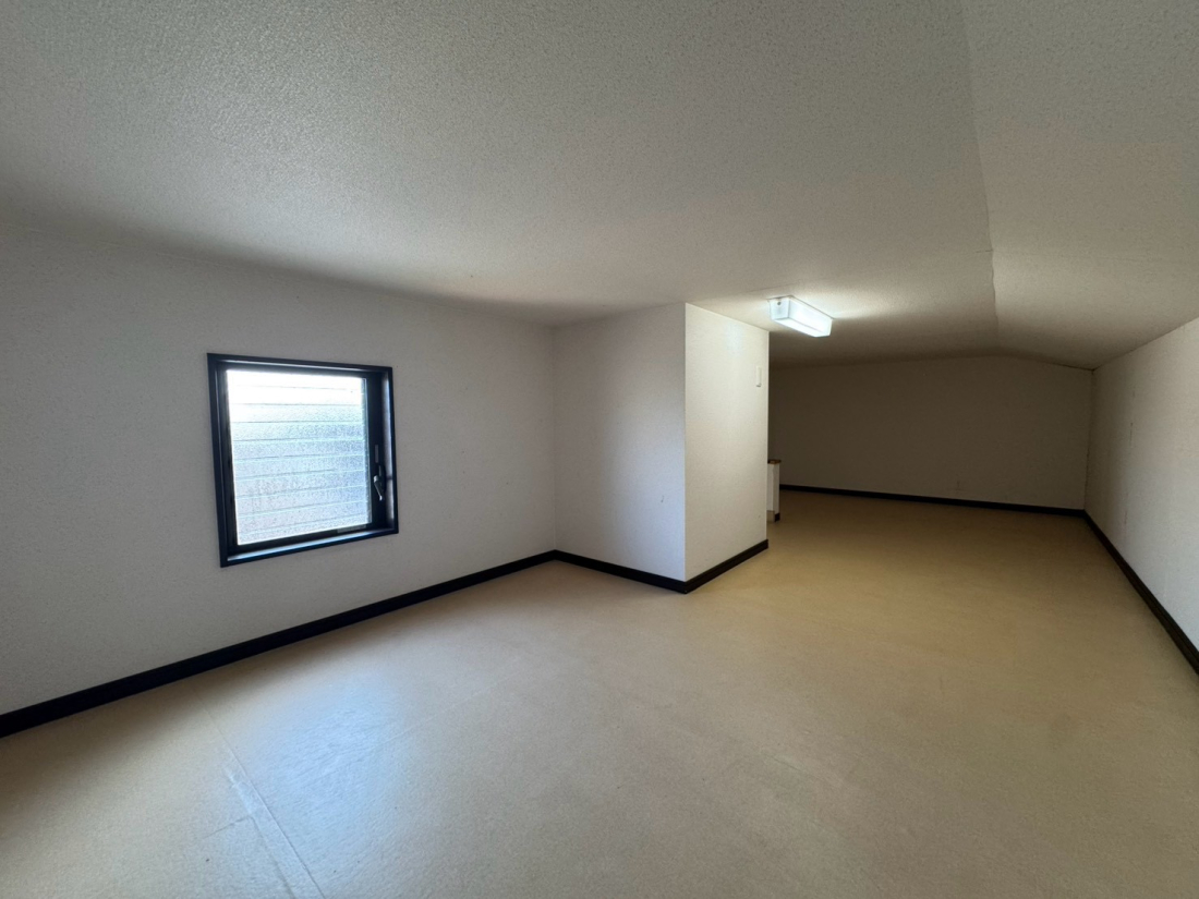 �V�����V���s�k��ÎR2164-8�̒��È�ˌ��Ẳ摜