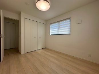 VVs]戮3ڂ̒ÈˌẲ摜