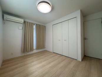 VVs]戮3ڂ̒ÈˌẲ摜