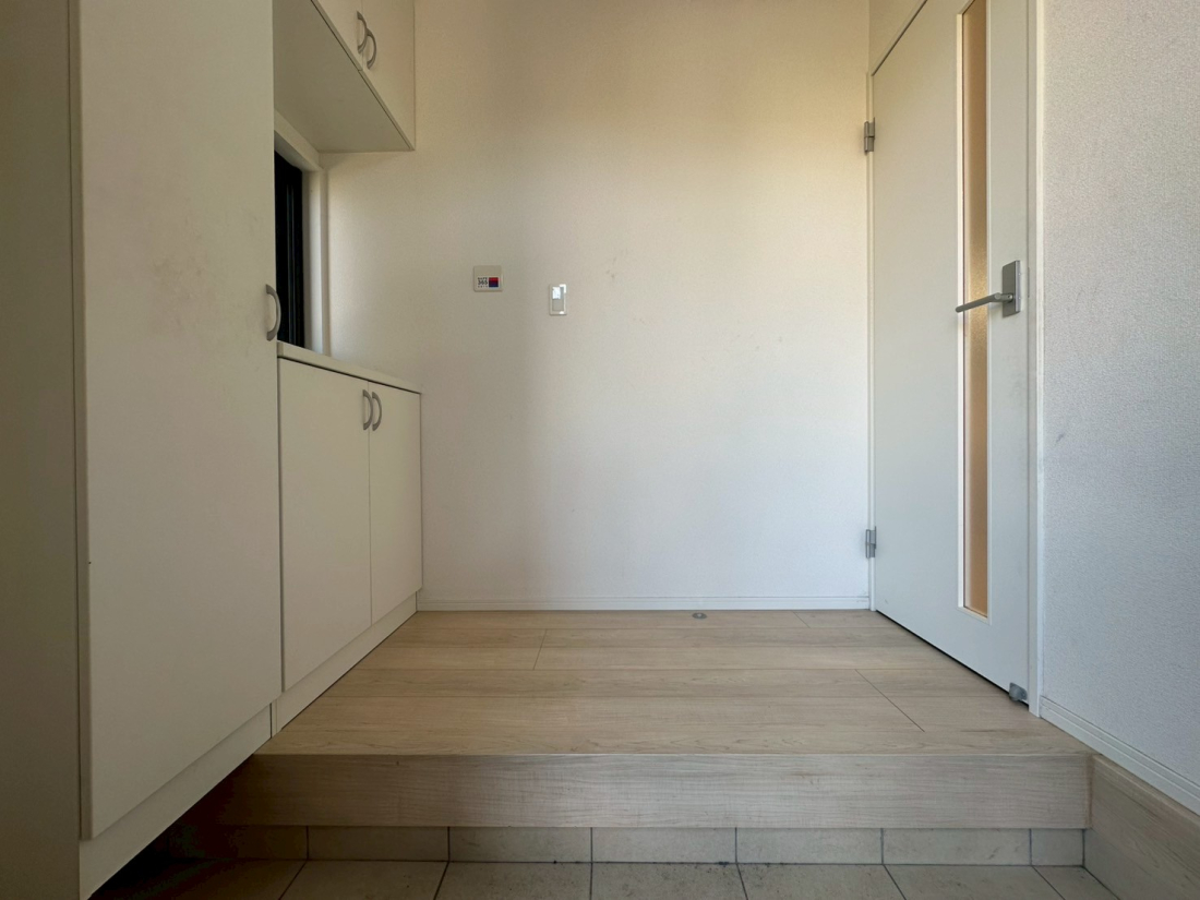 VVs]戮3ڂ̒ÈˌẲ摜