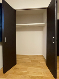 �V�����V���s�H�t�扺���쒬�̒��È�ˌ��Ẳ摜