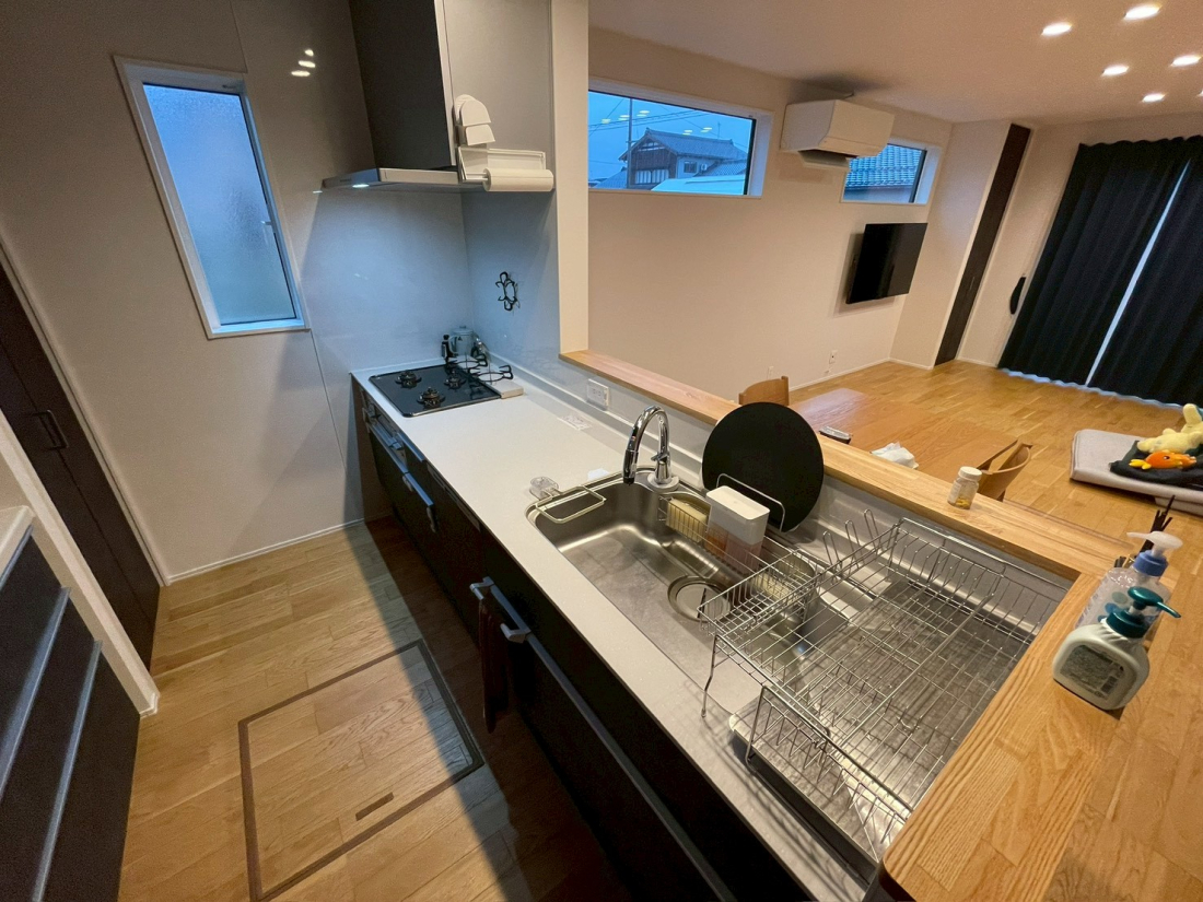 �V�����V���s�H�t�扺���쒬�̒��È�ˌ��Ẳ摜