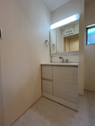 VVcsZg5ڂ̐VzˌẲ摜