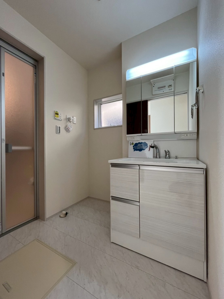 VVcsZg5ڂ̐VzˌẲ摜